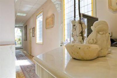 фото отеля Hostal Hispano-Argentino