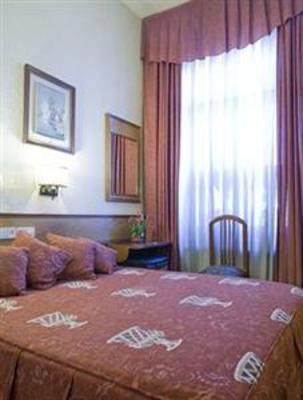 фото отеля Hostal Hispano-Argentino