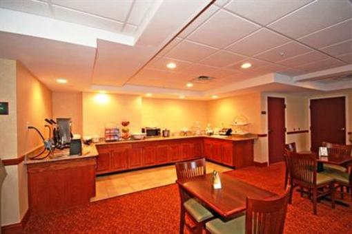 фото отеля Country Inn & Suites Wytheville