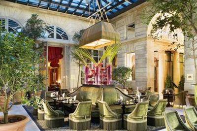 фото отеля Le Grand Hotel de Bordeaux