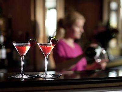 фото отеля Mercure Thames Lodge Staines