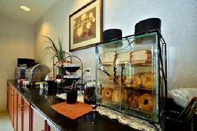 фото отеля BEST WESTERN Regency Plaza Hotel