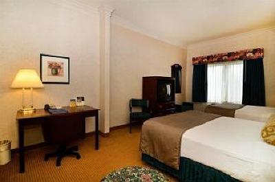 фото отеля BEST WESTERN Regency Plaza Hotel