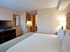 фото отеля Holiday Inn Express & Suites Seattle Sea-Tac Airport