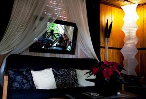 фото отеля The Bali House & Bali Cottage at Kehena Beach