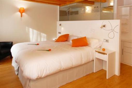 фото отеля Hostal riMboMbin