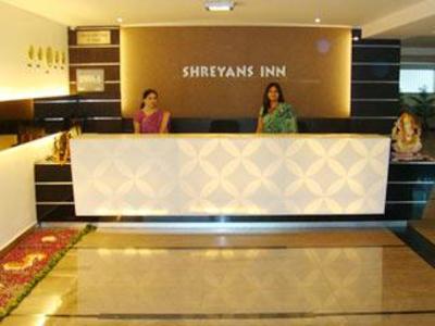 фото отеля Shreyans Inn