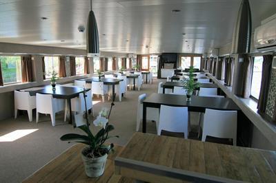 фото отеля Botel Ophoven