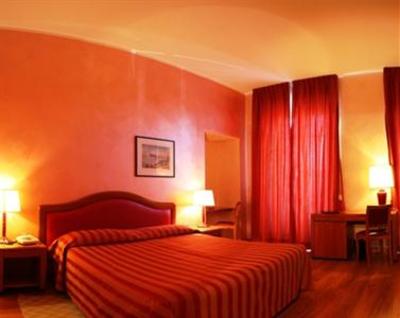фото отеля Hotel Intra