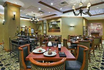 фото отеля Embassy Suites Hotel Nashville at Vanderbilt