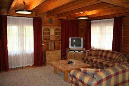 фото отеля Sarlospuszta Club Hotel