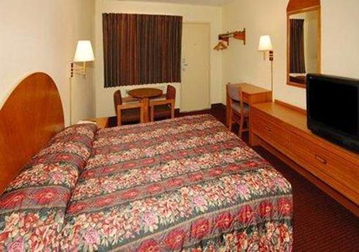 фото отеля Econo Lodge Goldsboro