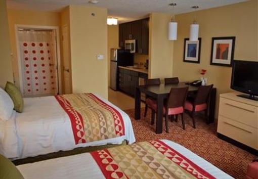 фото отеля TownePlace Suites Vincennes