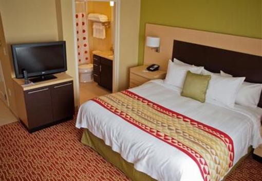 фото отеля TownePlace Suites Vincennes