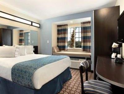 фото отеля Microtel Inn & Suites-Spring Hill