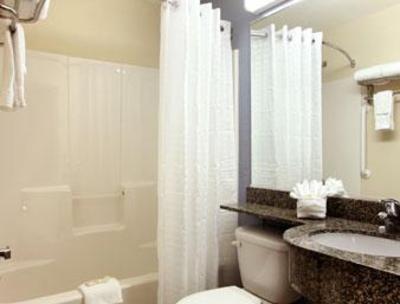фото отеля Microtel Inn & Suites-Spring Hill