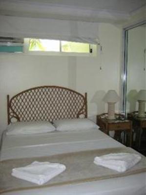 фото отеля On the Beach Holiday Apartments