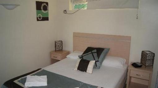 фото отеля On the Beach Holiday Apartments