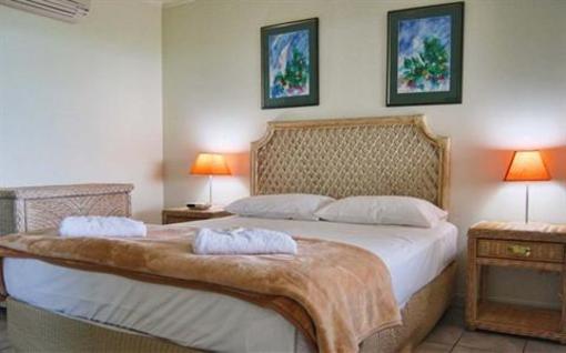 фото отеля On the Beach Holiday Apartments