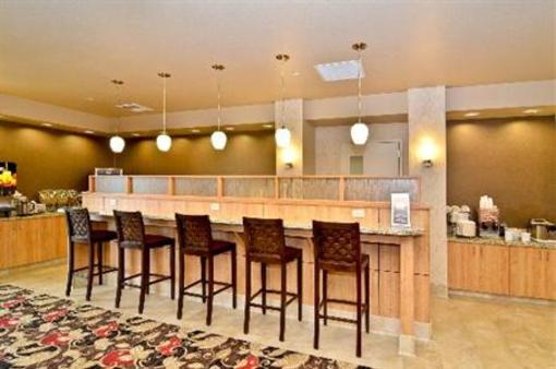фото отеля Comfort Suites Helena