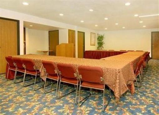 фото отеля Baymont Inn and Suites Albuquerque Downtown
