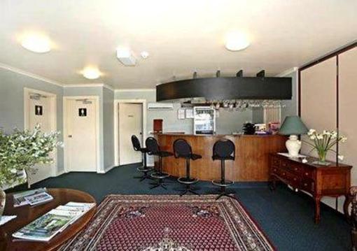 фото отеля Comfort Inn Lorne Bay View
