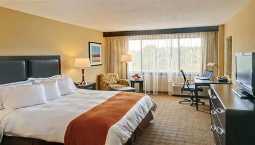 фото отеля Radisson Hotel Freehold