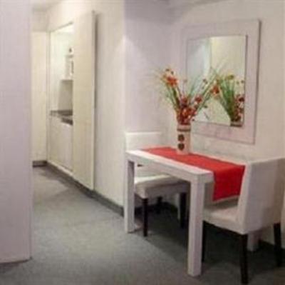 фото отеля Easy Recoleta Quintana