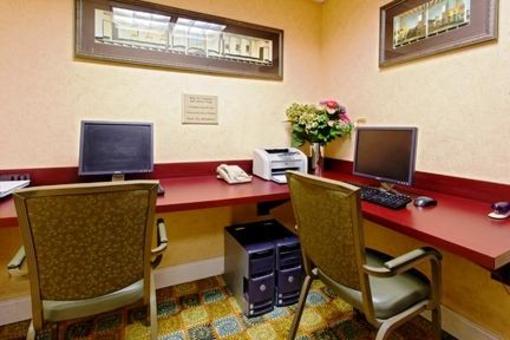 фото отеля Holiday Inn Corpus Christi Airport Hotel & Conference Center