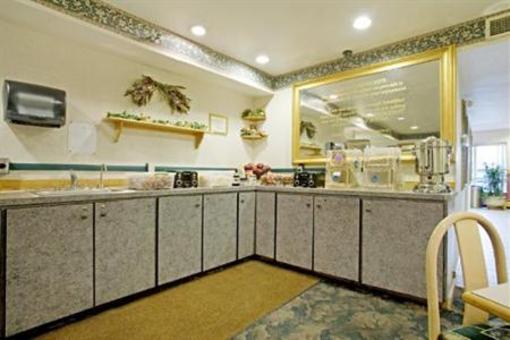 фото отеля America's Best Value Inn - Executive Suite Hotel