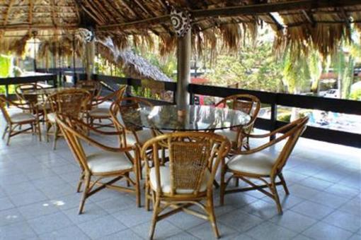 фото отеля Bali Hai Hotel