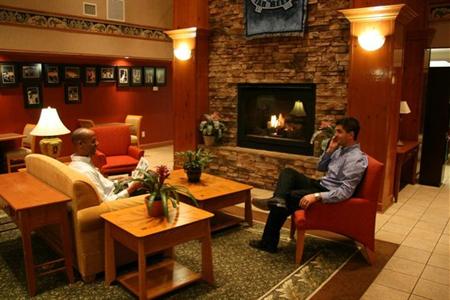 фото отеля Hampton Inn and Suites Chapel Hill / Durham Area