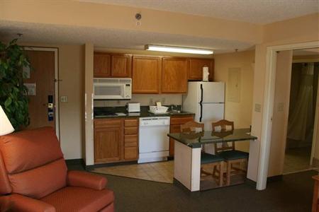фото отеля Hampton Inn and Suites Chapel Hill / Durham Area