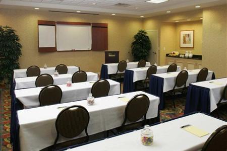 фото отеля Hilton Garden Inn Providence Airport/Warwick