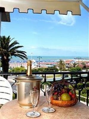 фото отеля Hotel Atlantico Forte dei Marmi