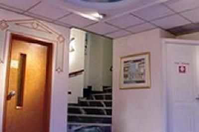 фото отеля Argo Hotel Piraeus