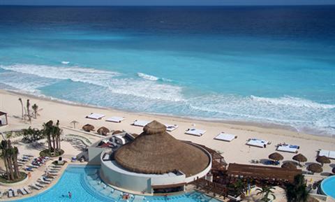 фото отеля ME Cancun