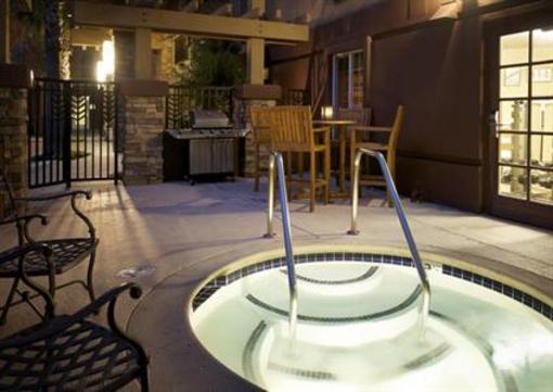 фото отеля Larkspur Landing Folsom