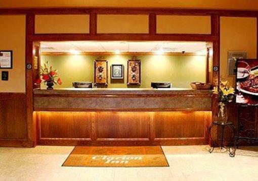 фото отеля Clarion Inn Garden City