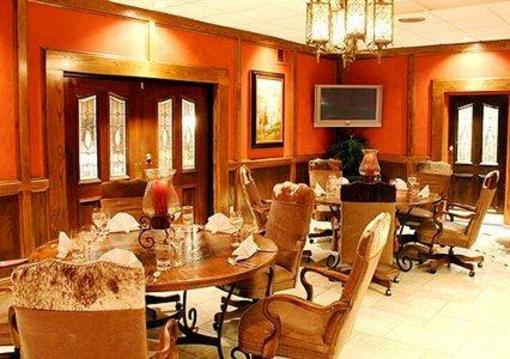 фото отеля Clarion Inn Garden City