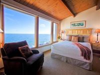 Bluefin Bay on Lake Superior