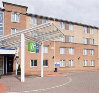 фото отеля Express by Holiday Inn Cardiff