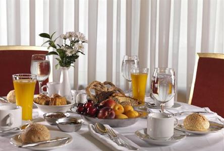 фото отеля Savoy Hotel Piraeus