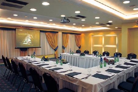 фото отеля Savoy Hotel Piraeus