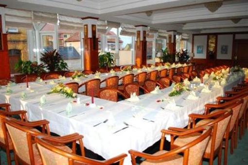фото отеля Hotel Kaiserhof Kelbra