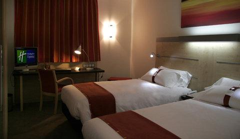 фото отеля Holiday Inn Express Madrid Getafe