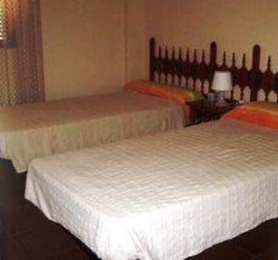 фото отеля Apartamentos Marina Sant Jordi L'Ametlla de Mar