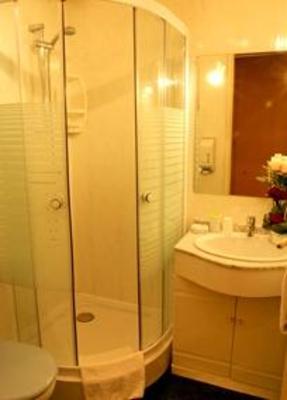 фото отеля Central Hotel Niort