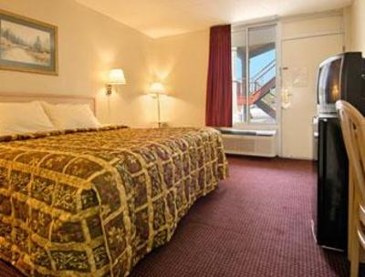 фото отеля Shorter Days Inn