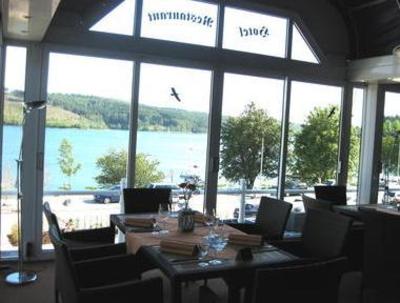 фото отеля Hotel And Restaurant Seehof Sundern